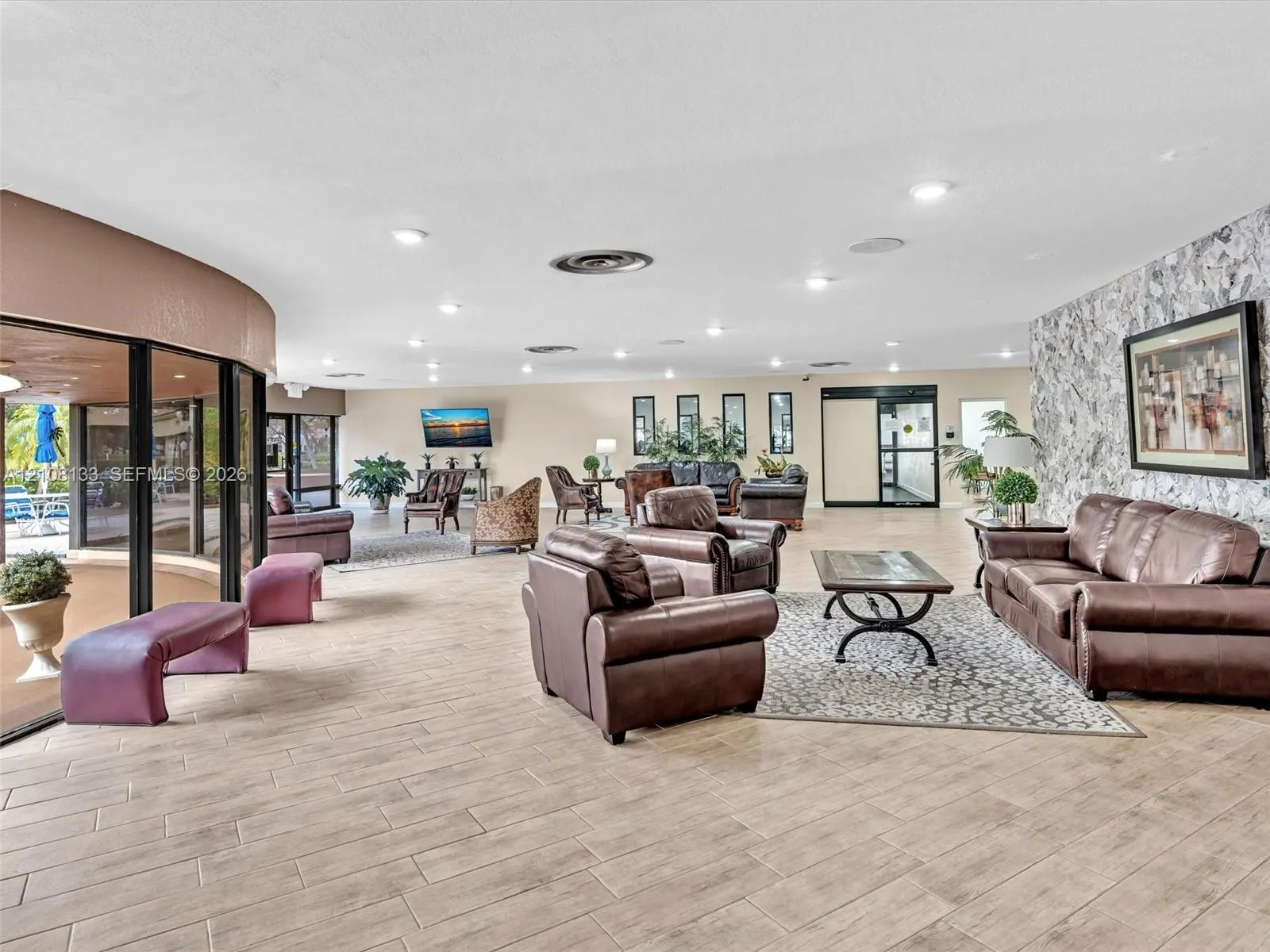 9620 Sunrise Lakes Boulevard #302