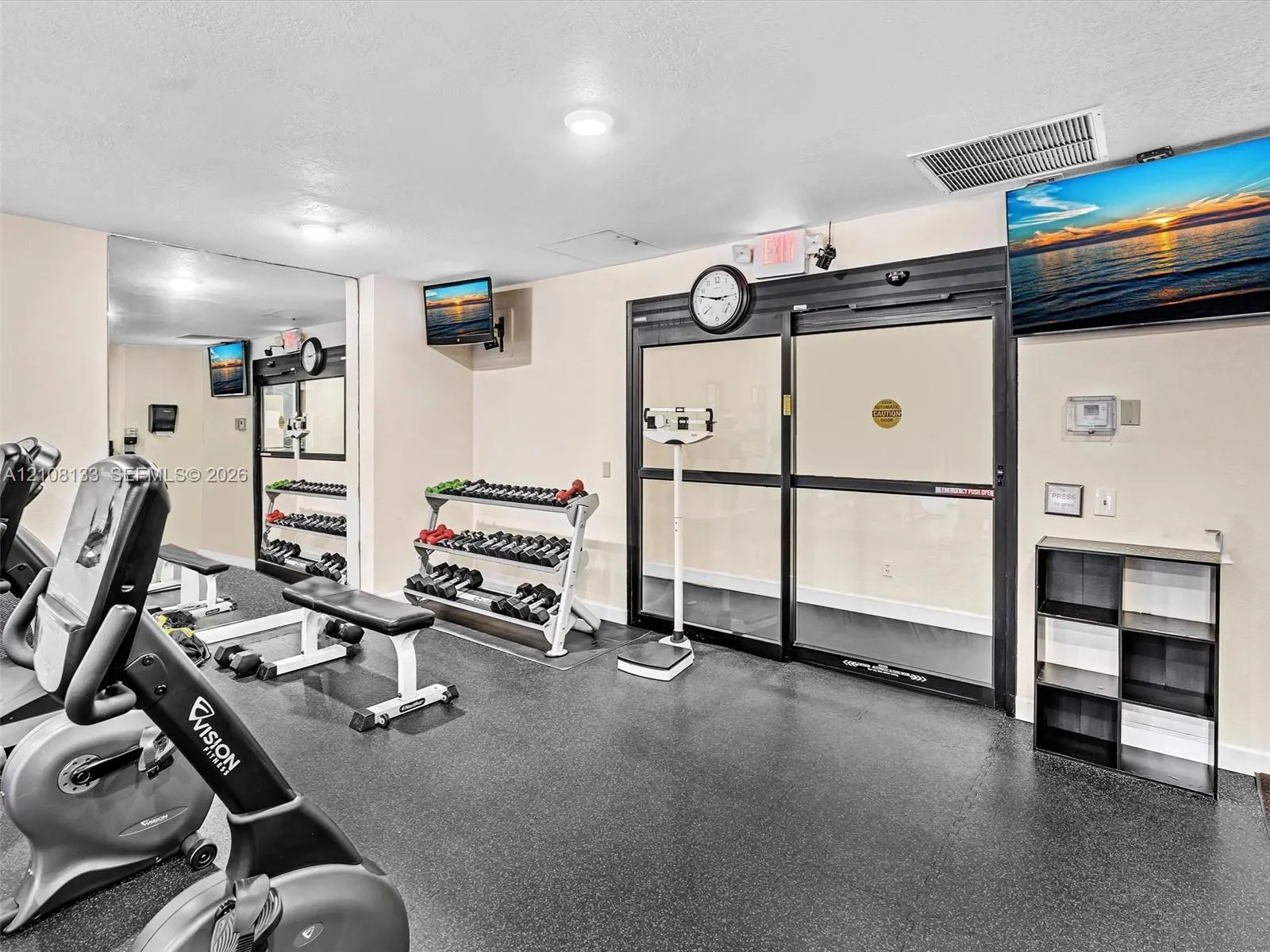 9620 Sunrise Lakes Boulevard #302