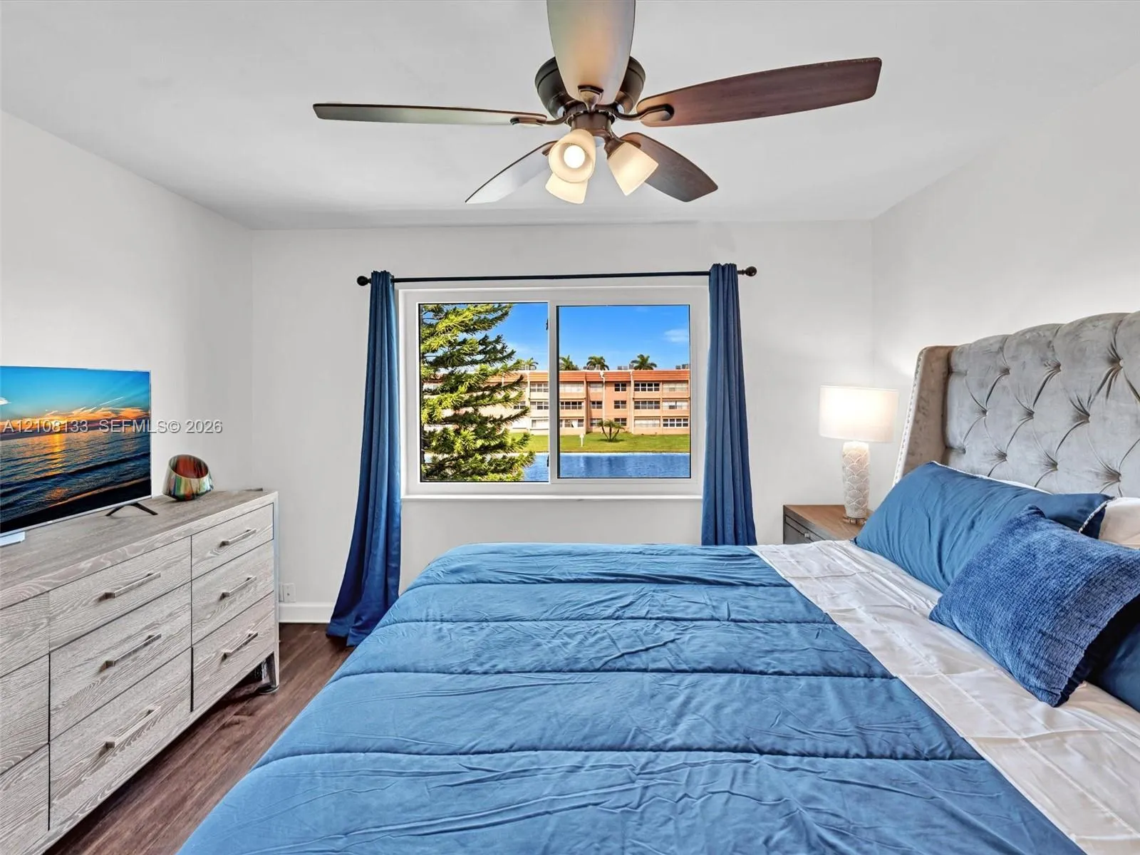 9620 Sunrise Lakes Boulevard #302