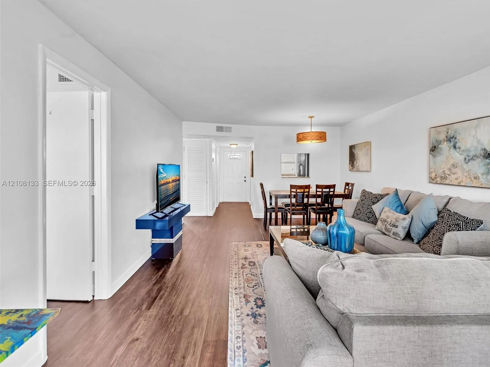 9620 Sunrise Lakes Boulevard #302