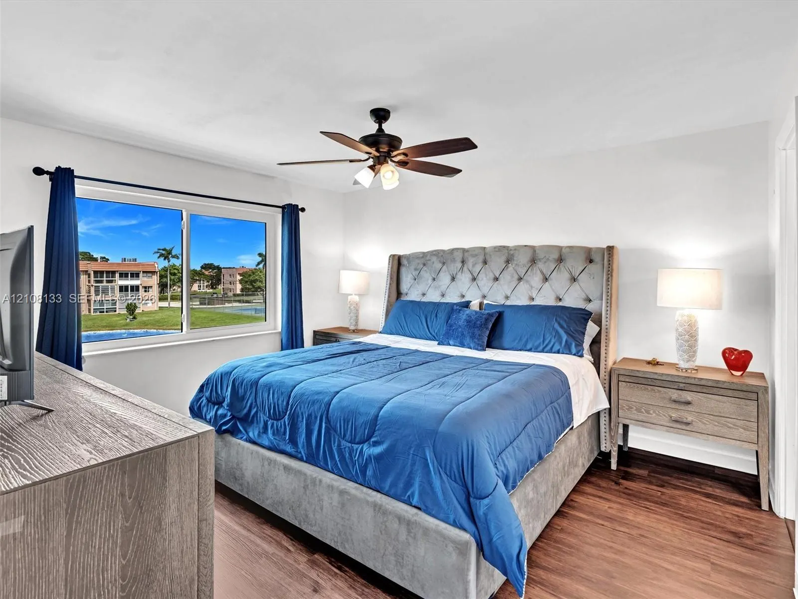 9620 Sunrise Lakes Boulevard #302