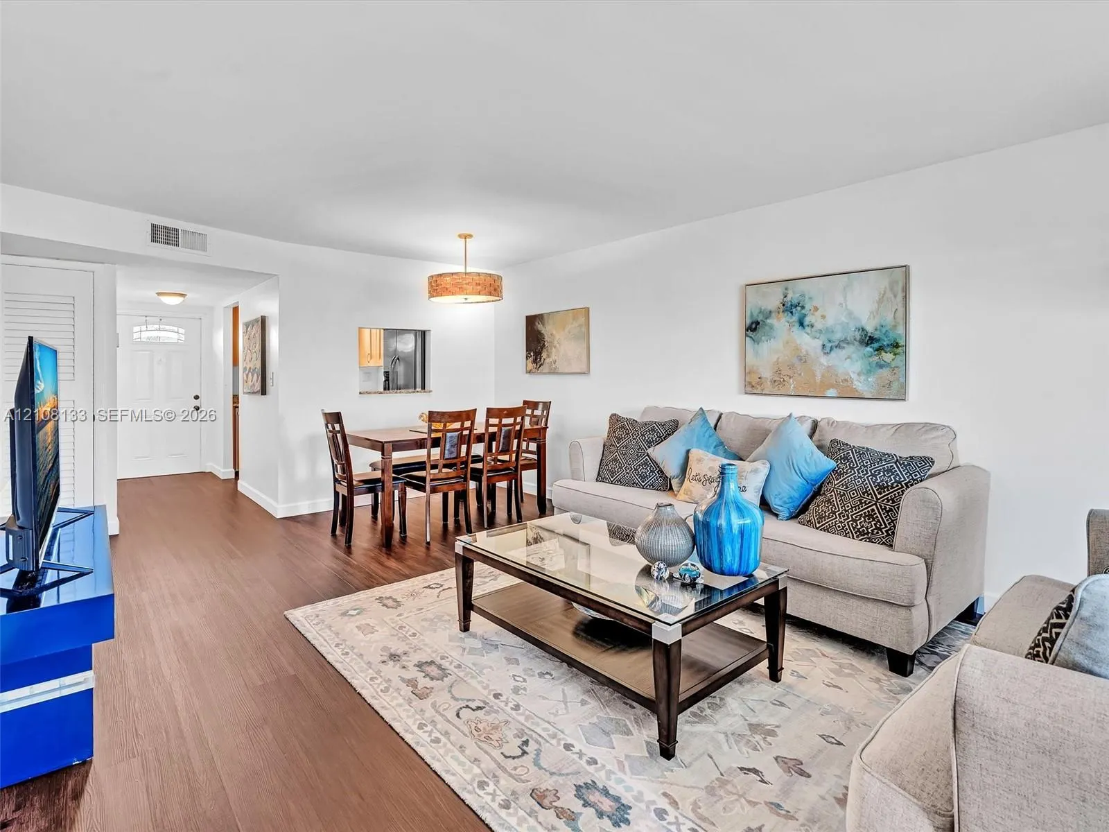 9620 Sunrise Lakes Boulevard #302