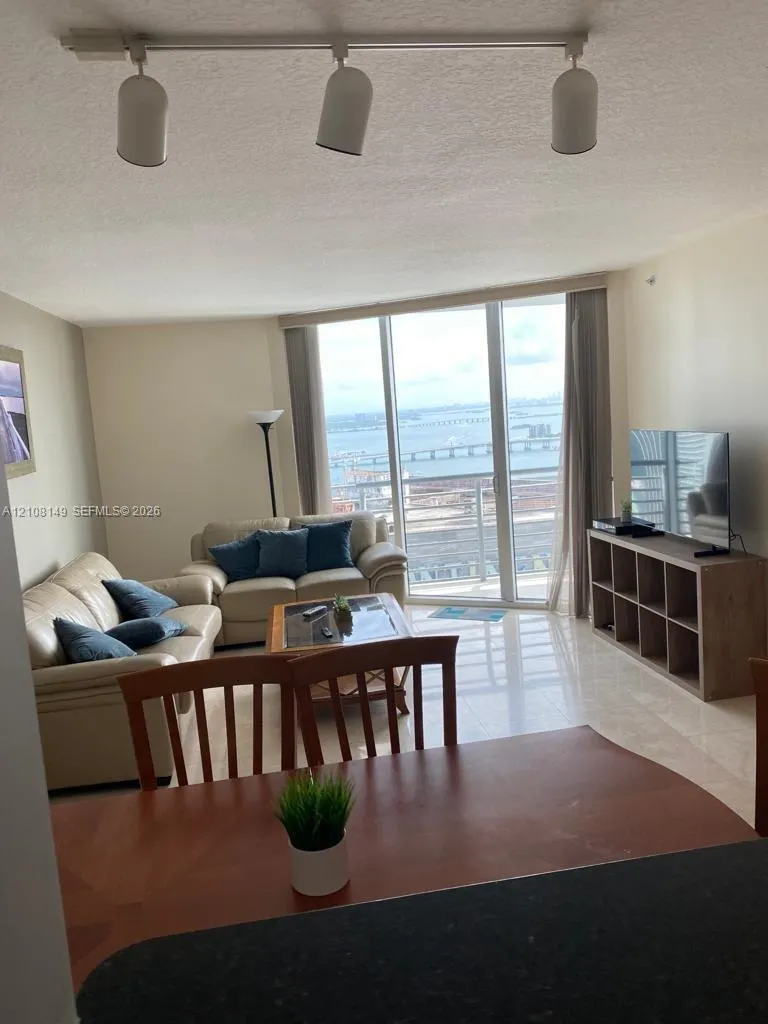 335 S Biscayne Boulevard #4204