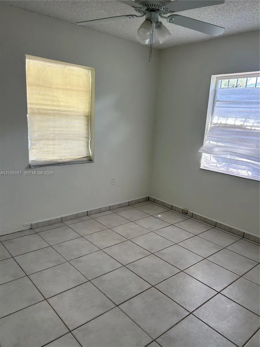 682 W 37th Street