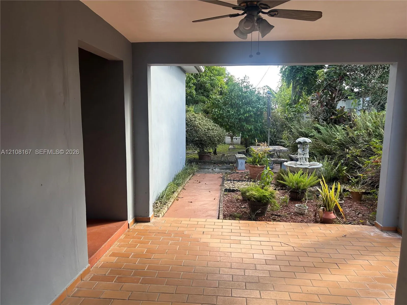 682 W 37th Street