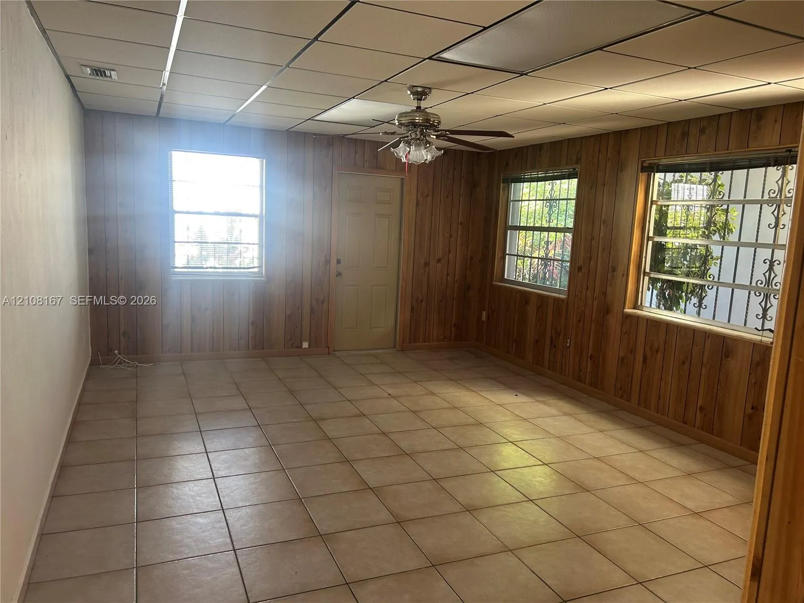 682 W 37th Street