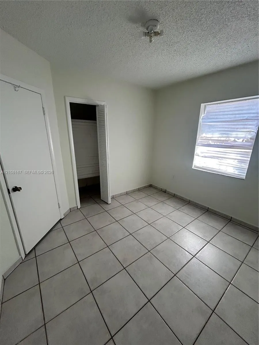 682 W 37th Street