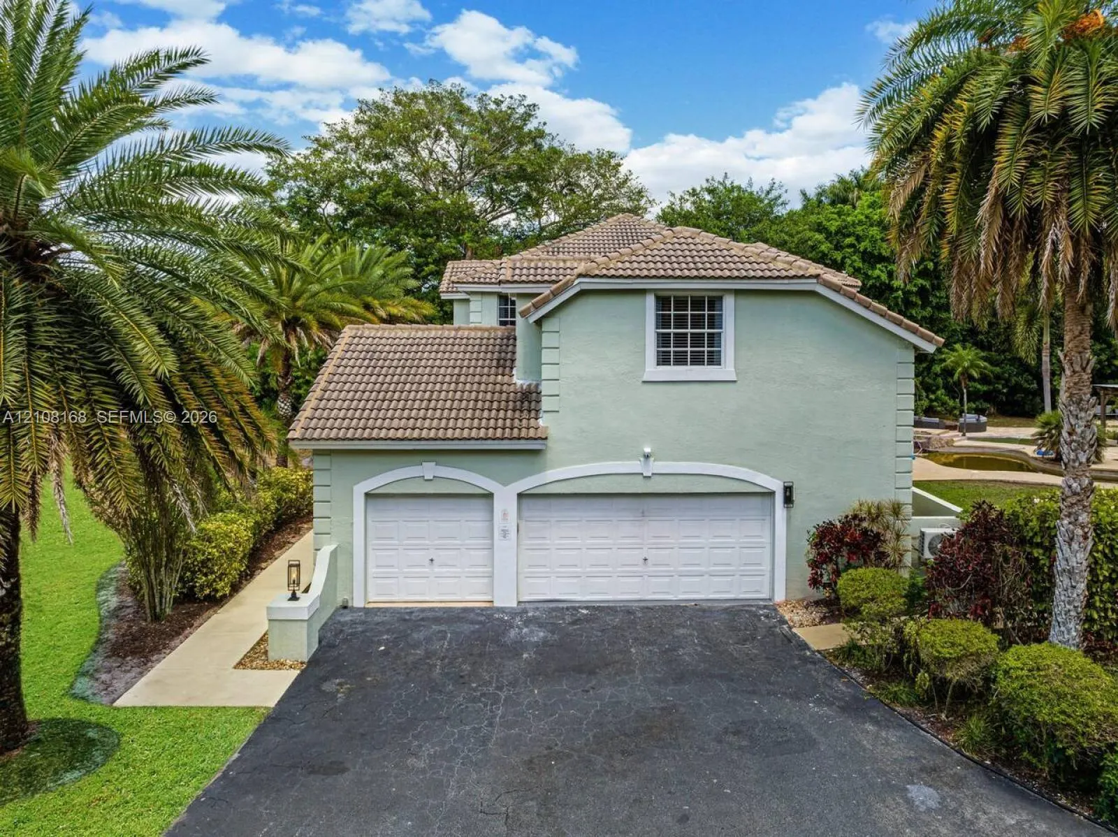 5100 NW 76th Place