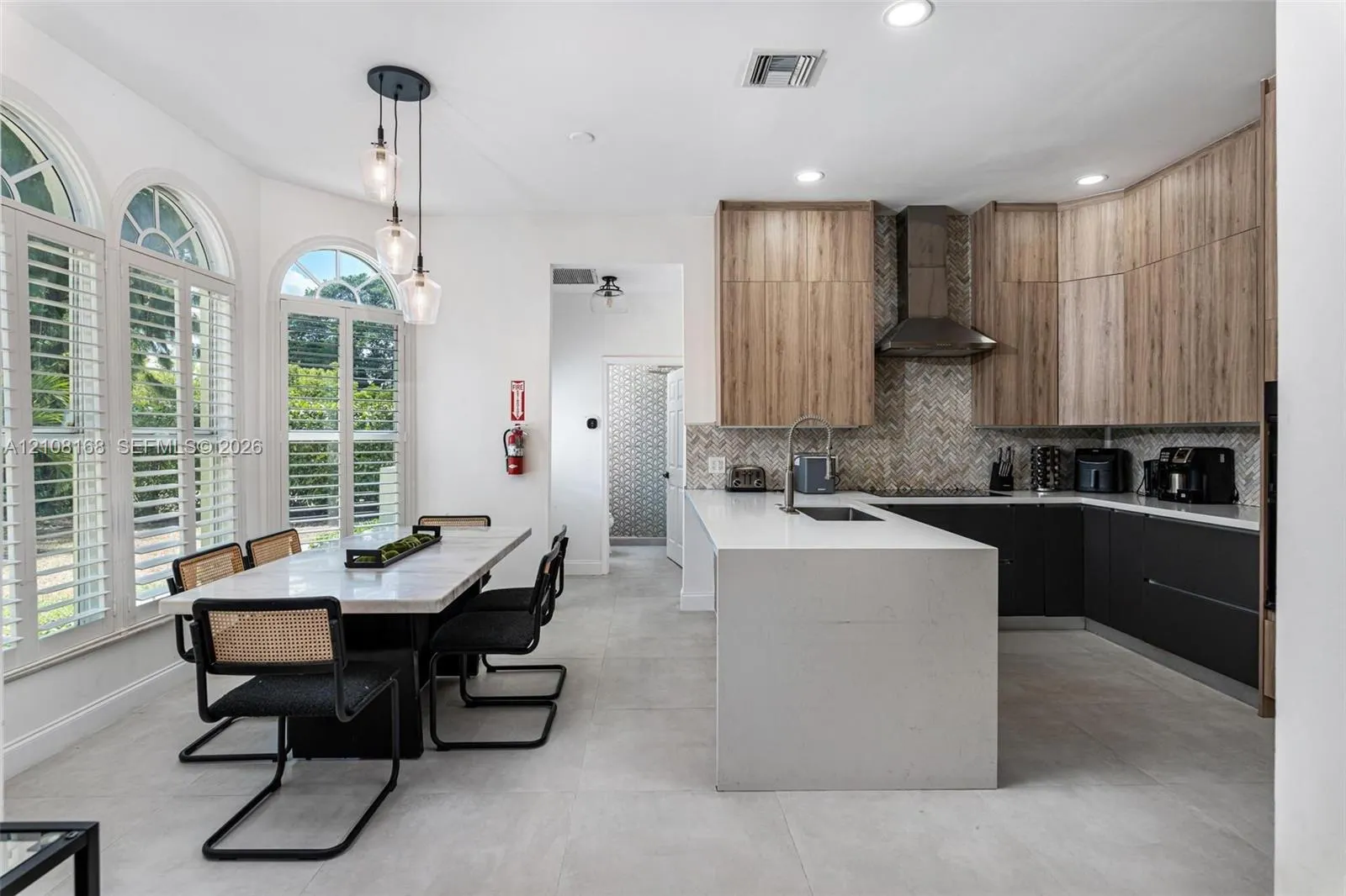 5100 NW 76th Place