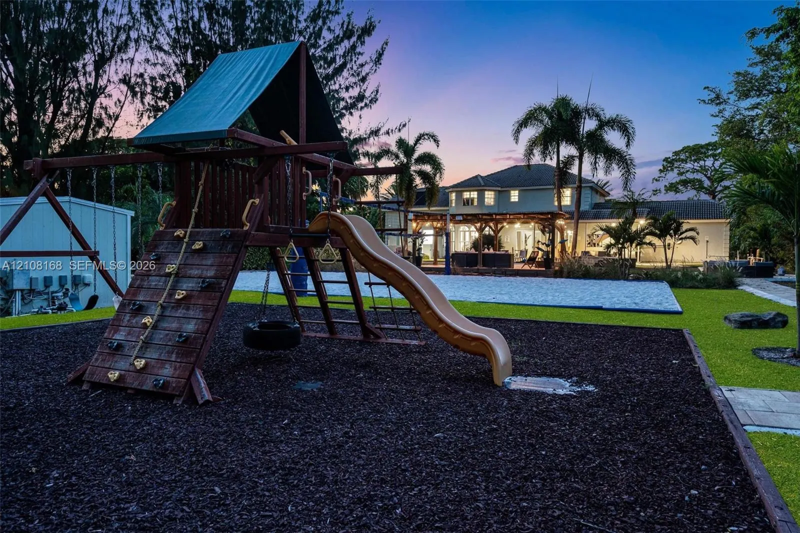 5100 NW 76th Place