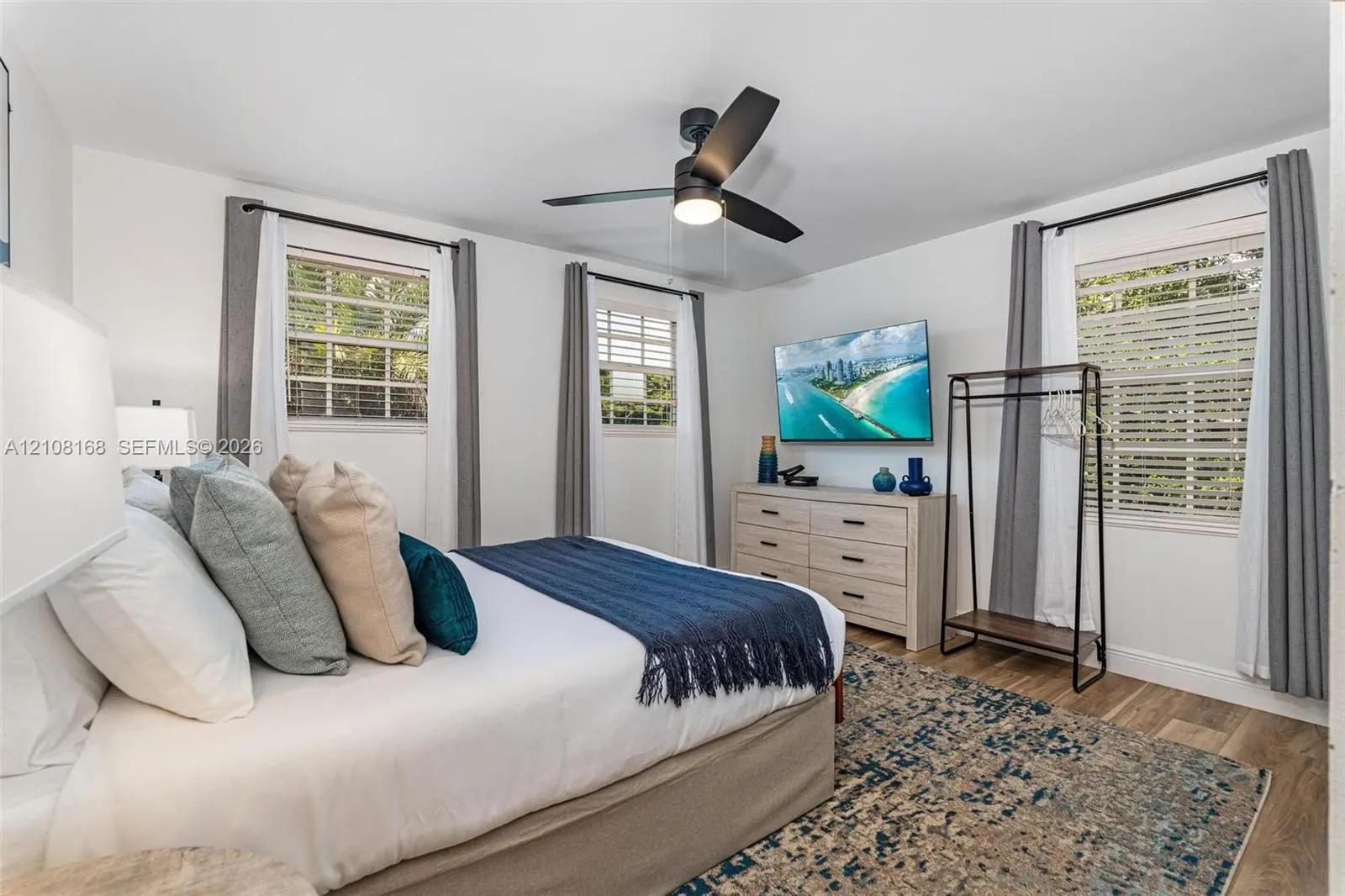 5100 NW 76th Place