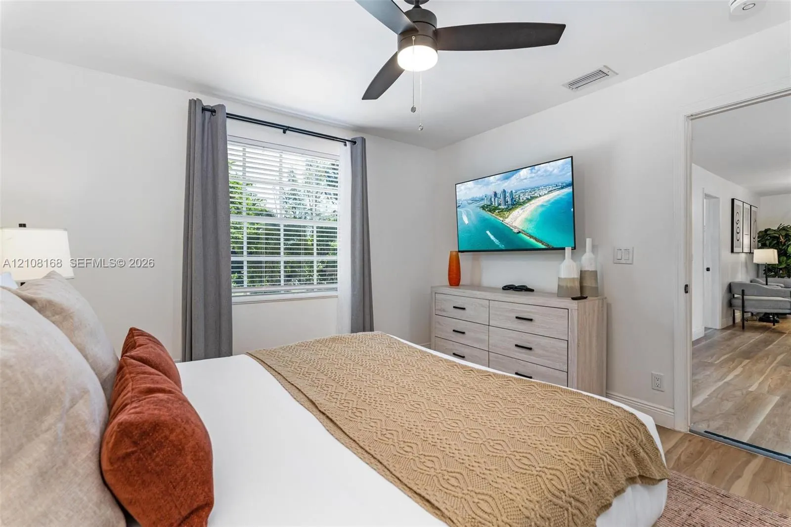 5100 NW 76th Place