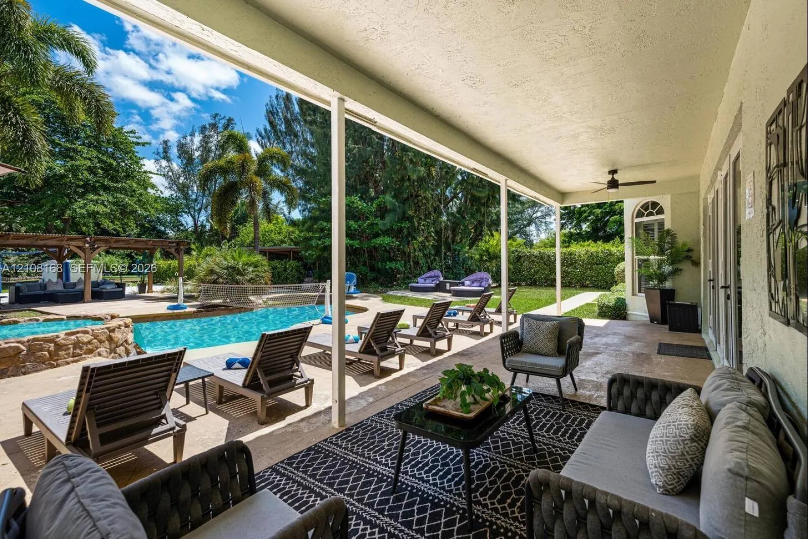 5100 NW 76th Place
