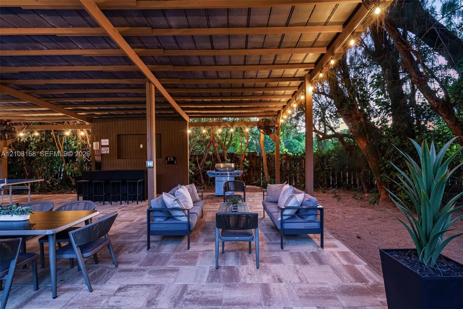 5100 NW 76th Place
