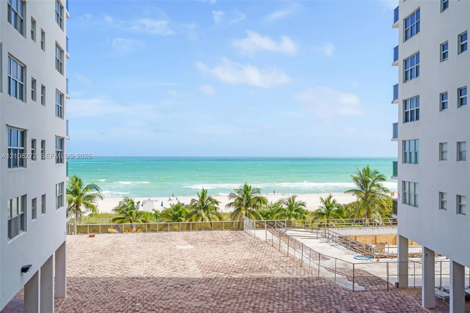 6039 Collins Avenue #519
