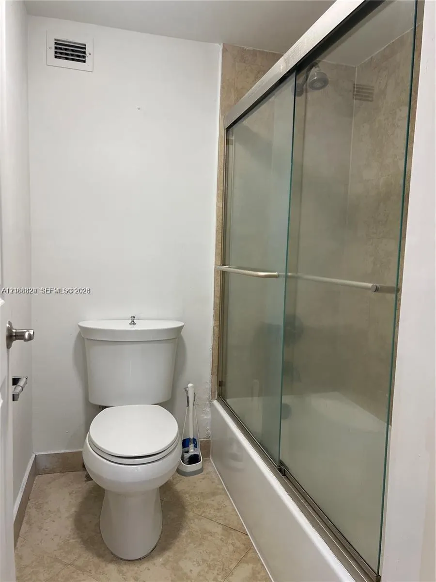 6039 Collins Avenue #1208