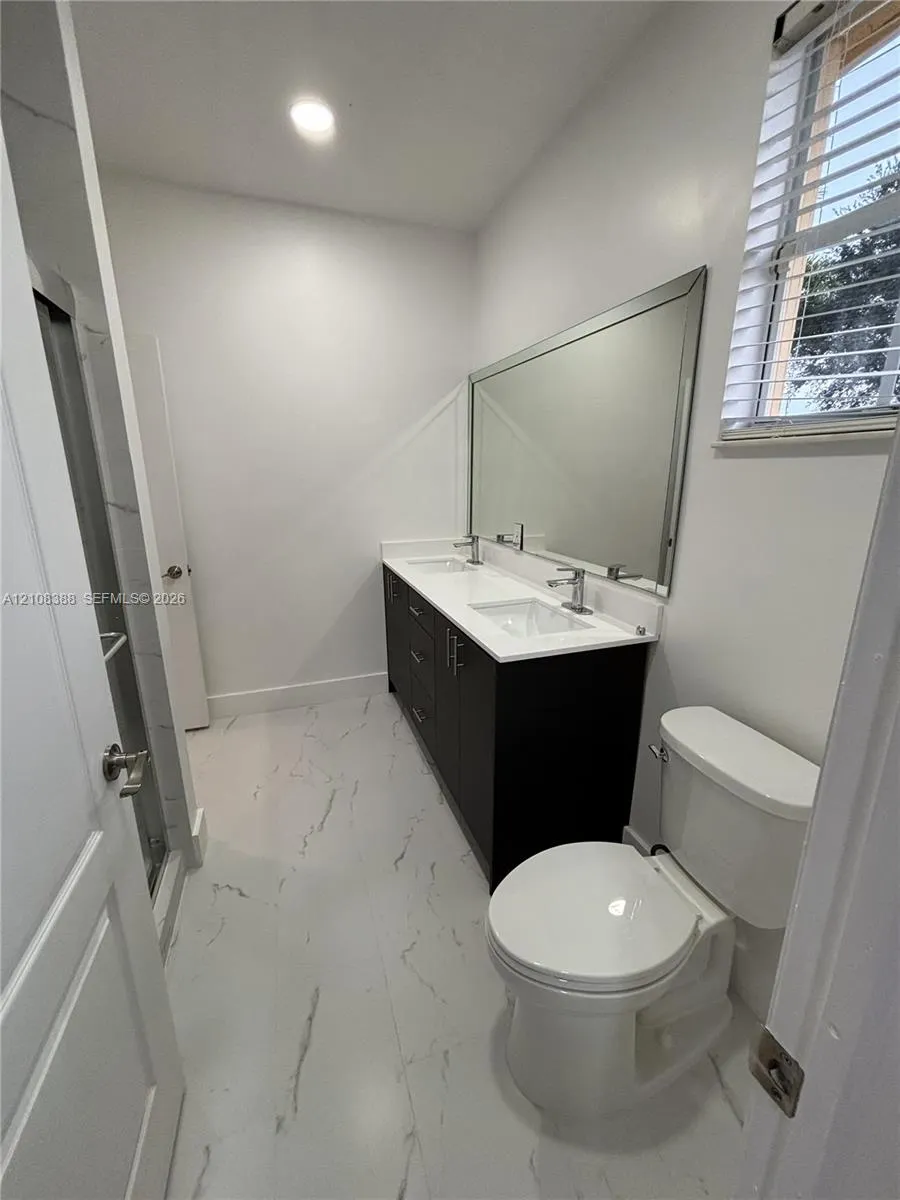 2122 SW 151st Place
