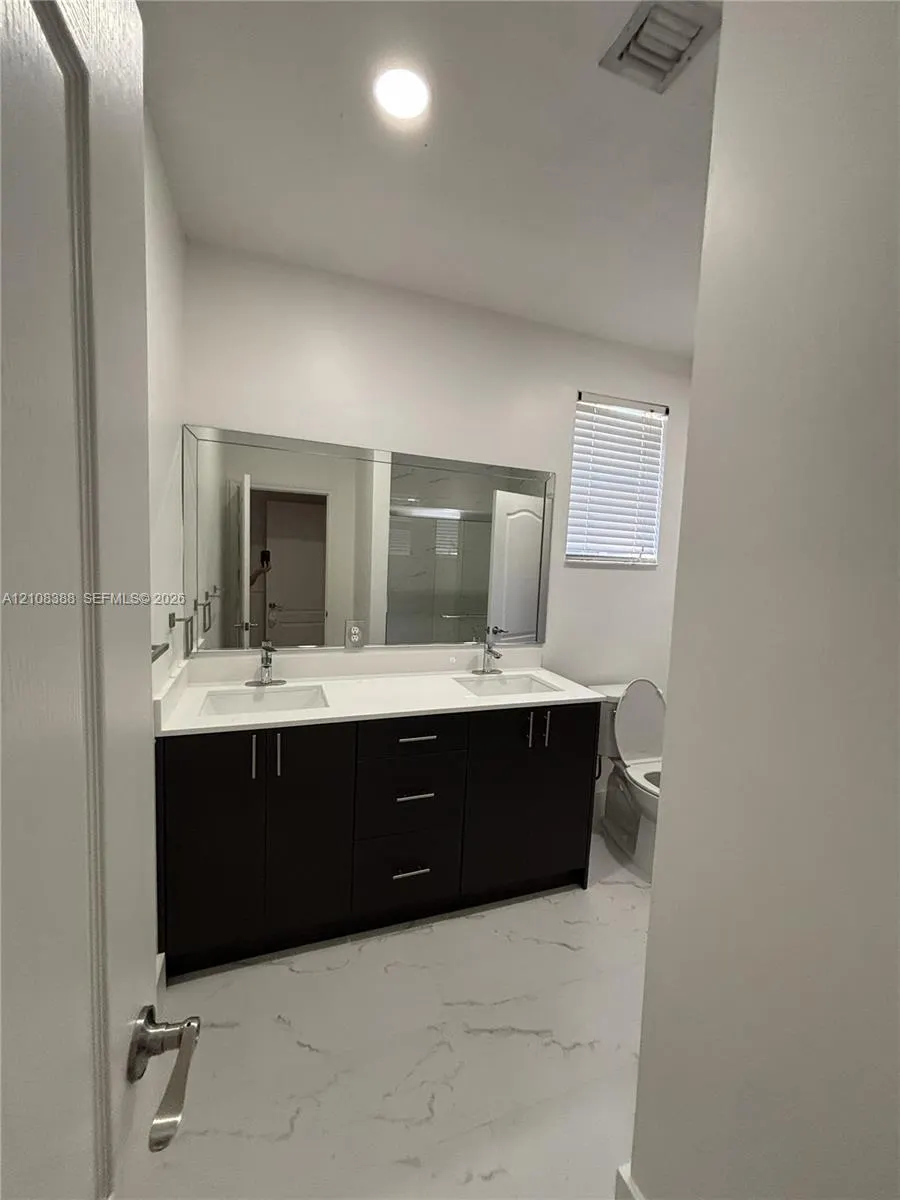 2122 SW 151st Place