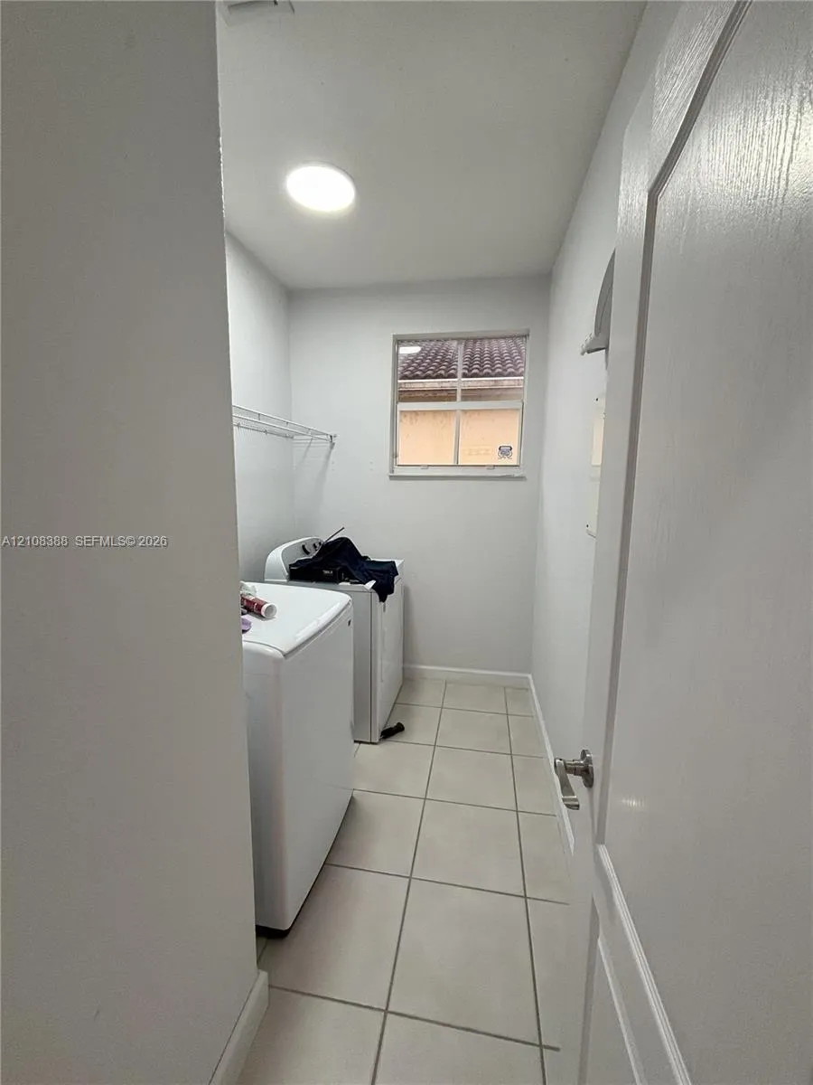 2122 SW 151st Place