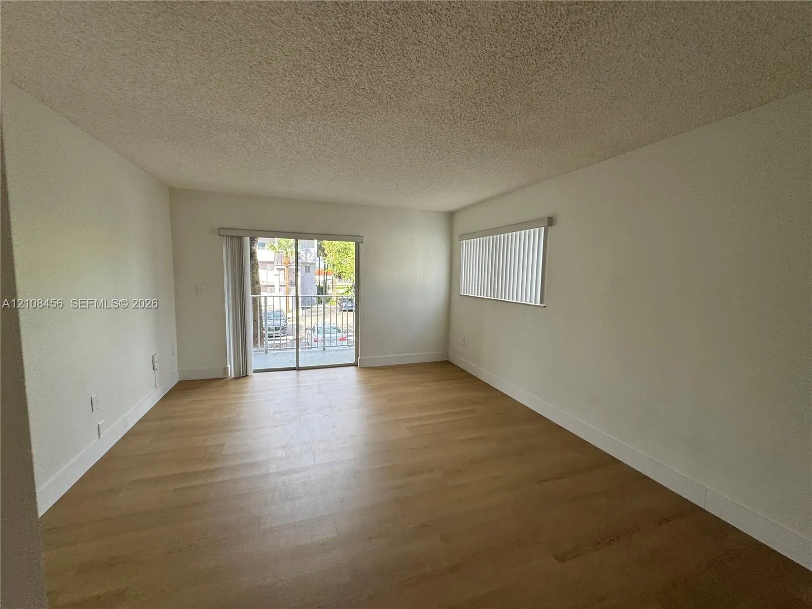2750 W 76th Street #212