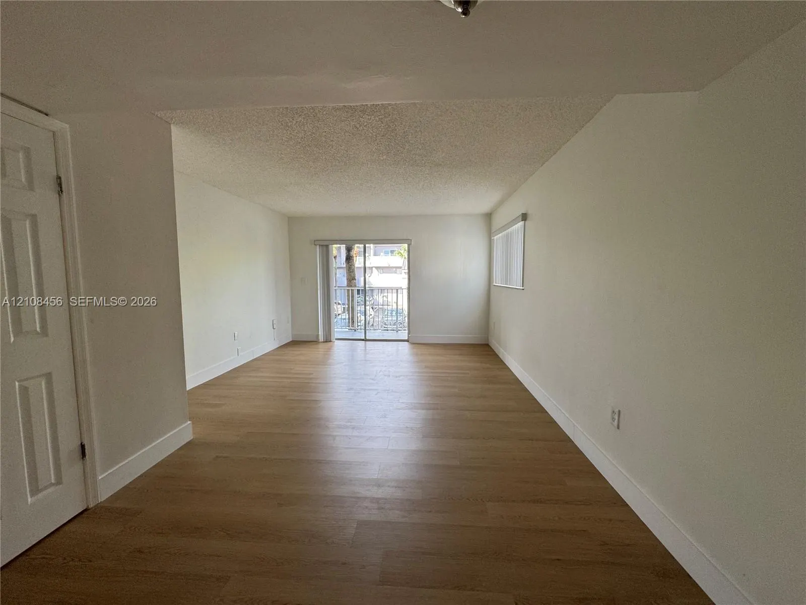 2750 W 76th Street #212
