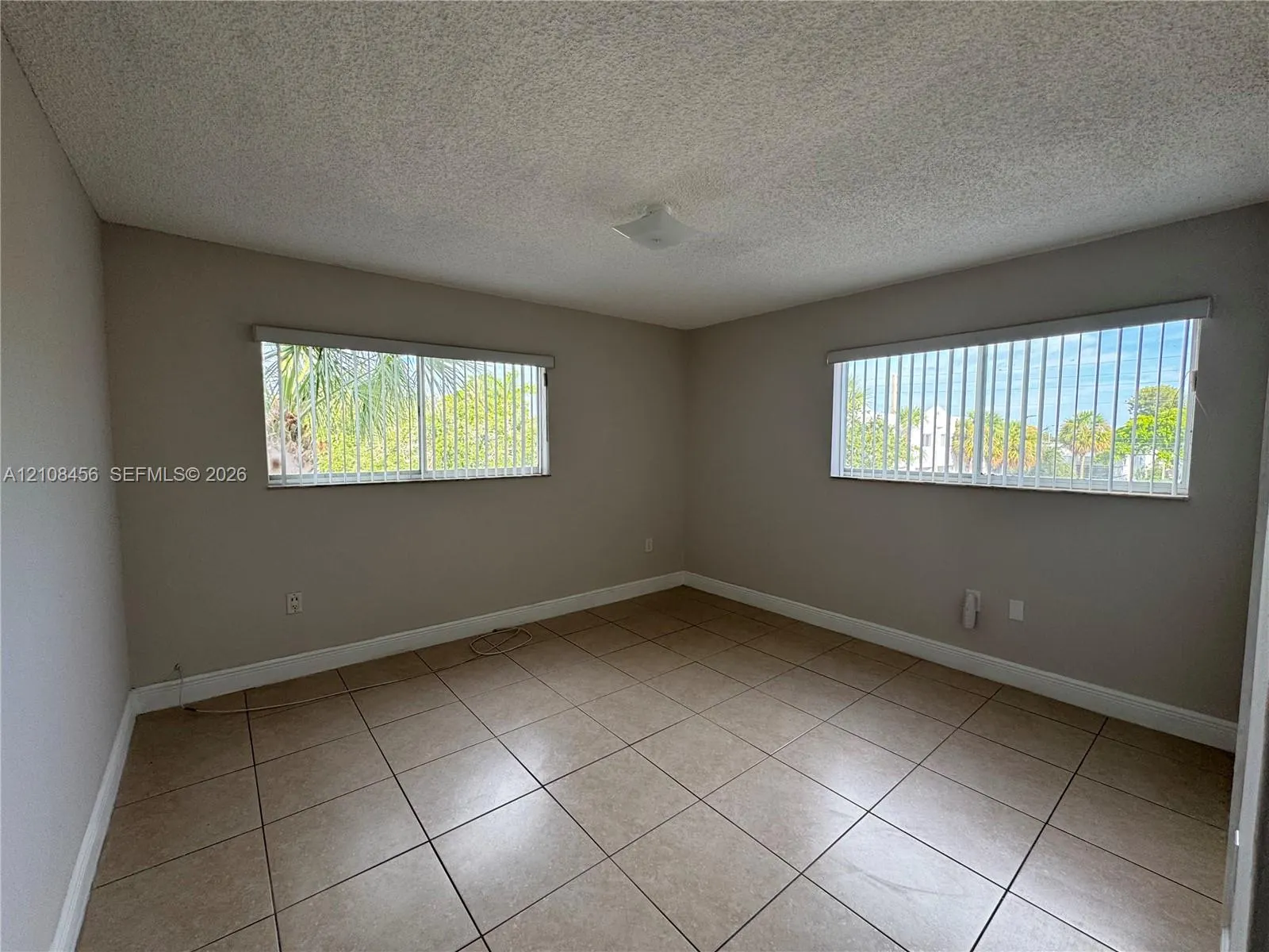 2750 W 76th Street #212