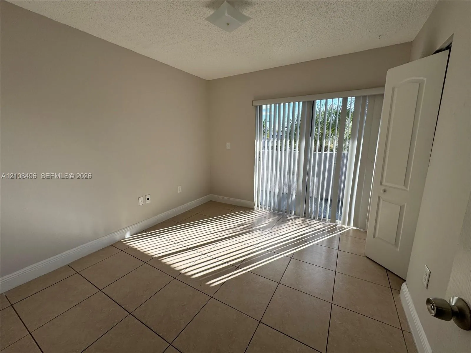 2750 W 76th Street #212