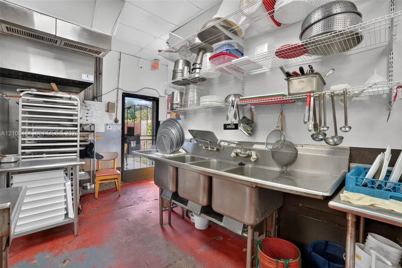 Turnkey Restaurant For Sale – Sunrise!