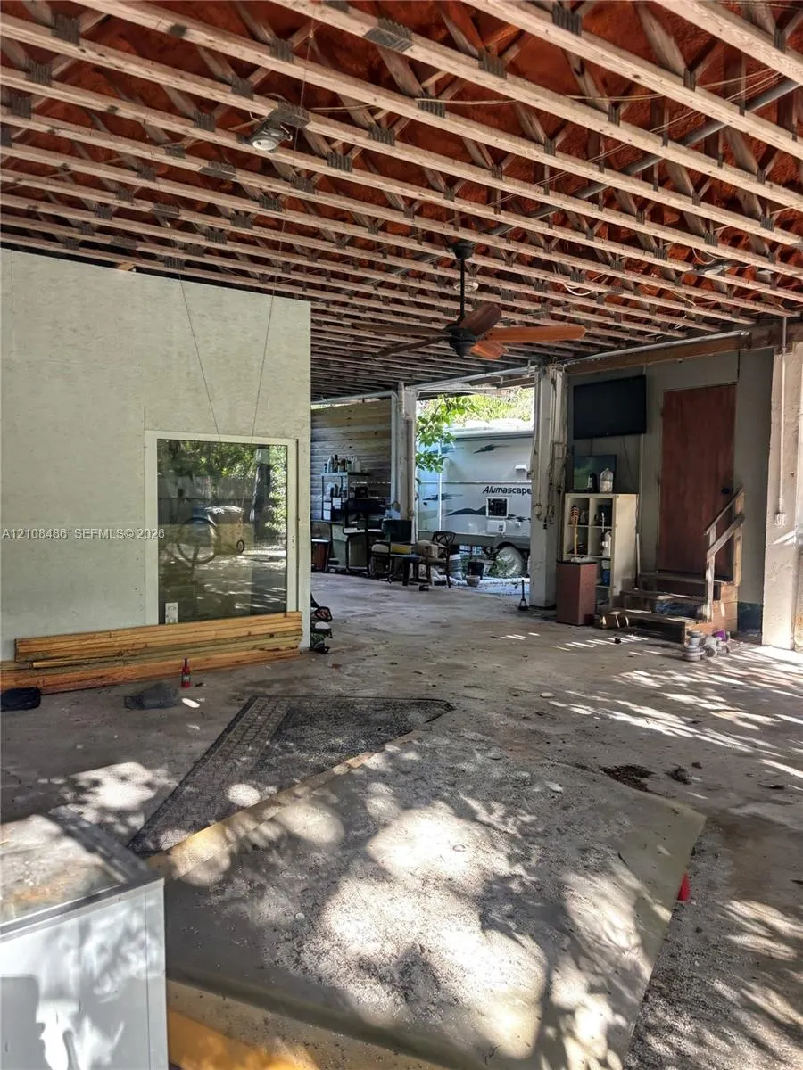 385 Orange Avenue