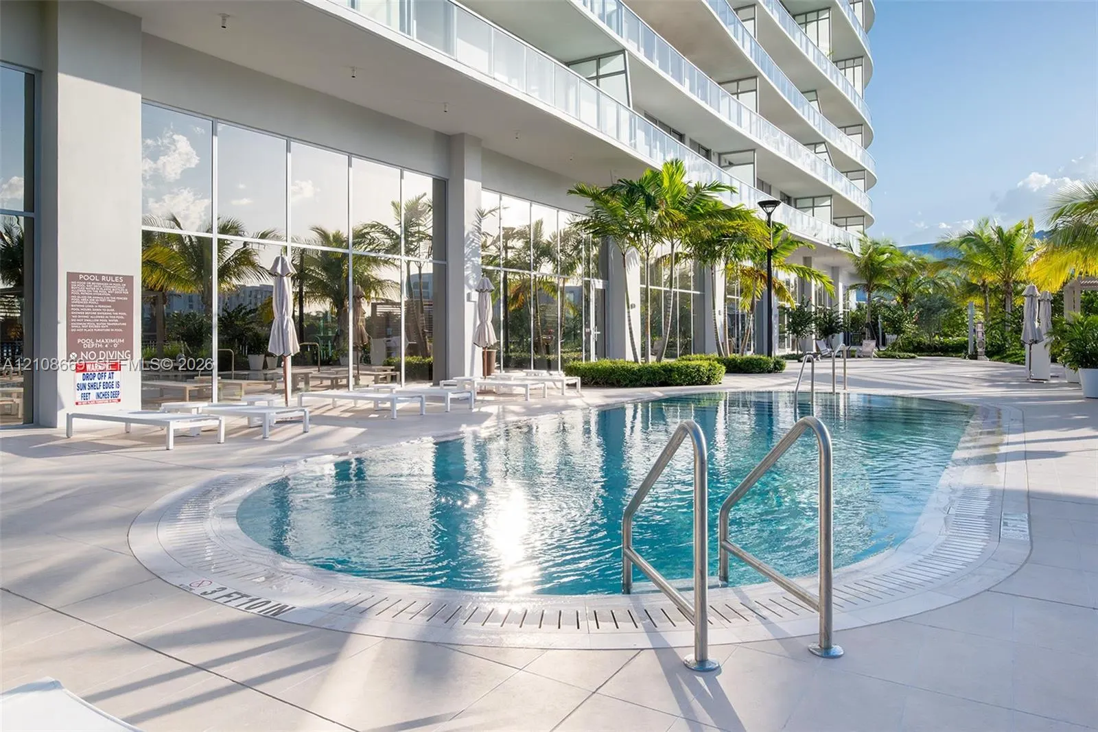 2411 Laguna Circle #1605