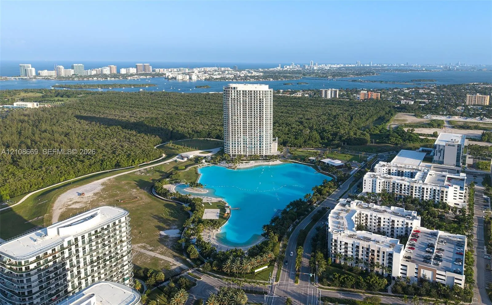 2411 Laguna Circle #1605