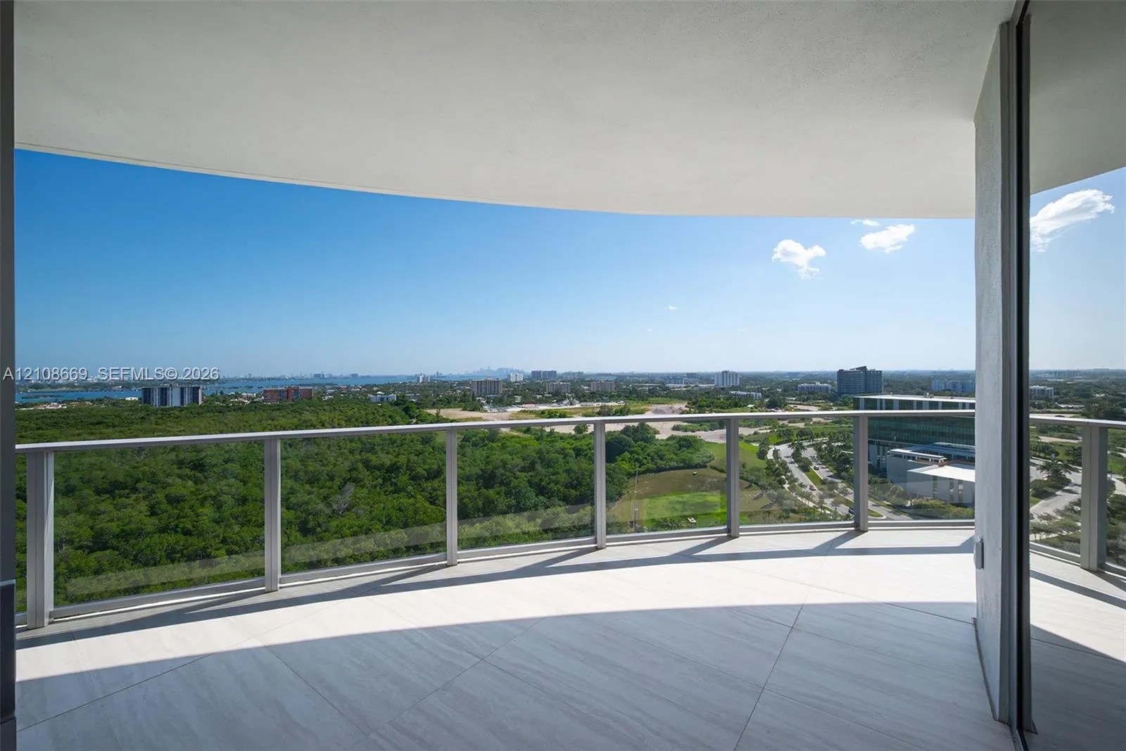 2411 Laguna Circle #1605