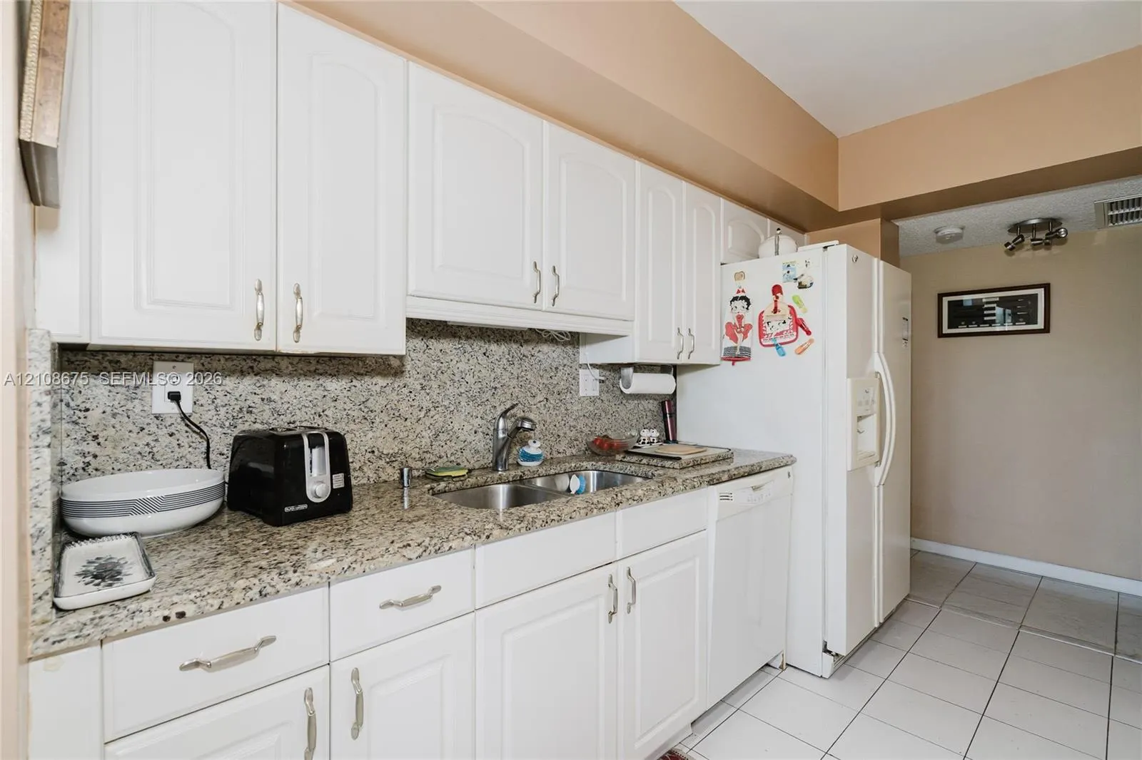 2001 Atlantic Shores Boulevard #407