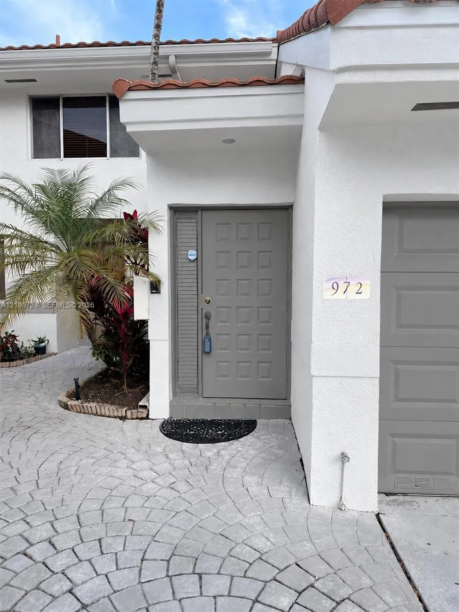 972 NW 92nd Terrace