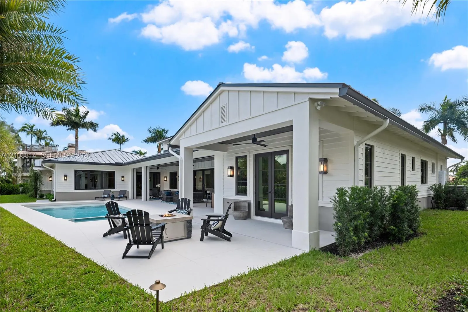 801 NE Orchid Bay Drive