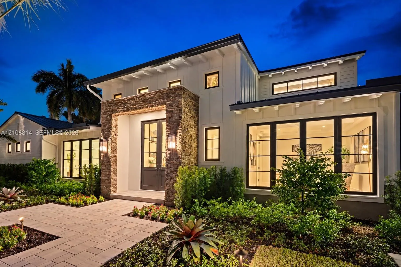 801 NE Orchid Bay Drive
