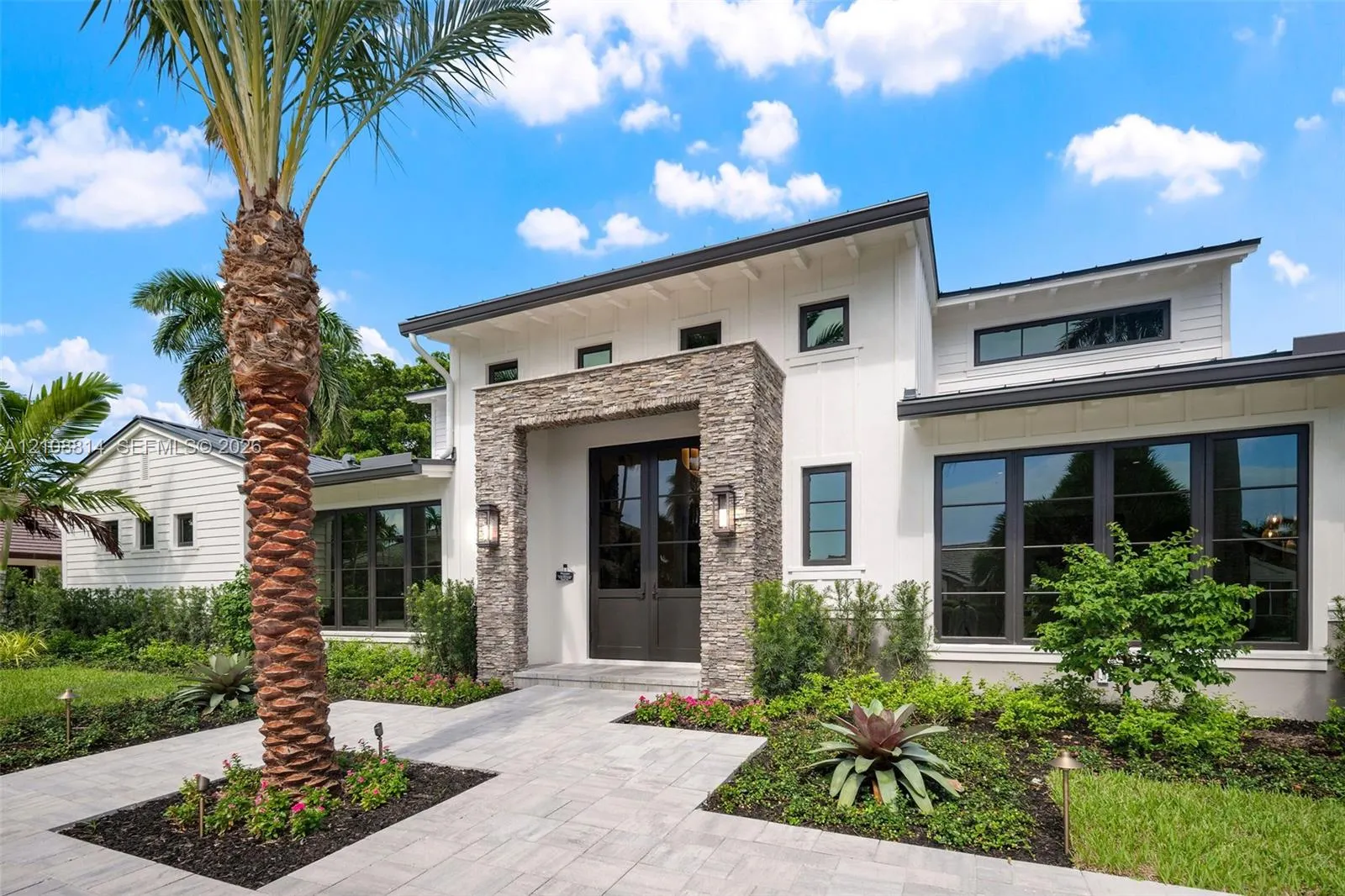 801 NE Orchid Bay Drive