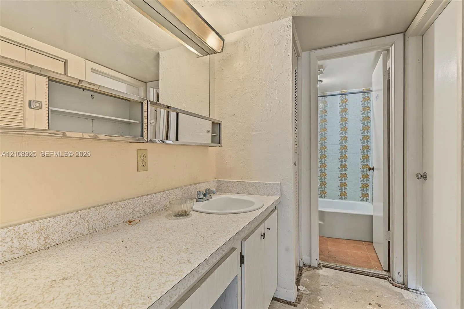 10840 N Kendall Drive #W1
