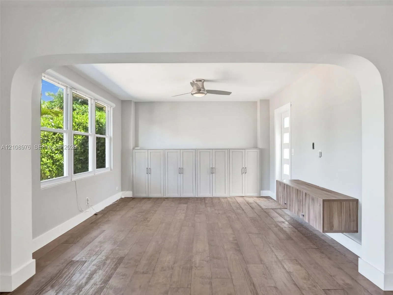 525 SW 12th Street