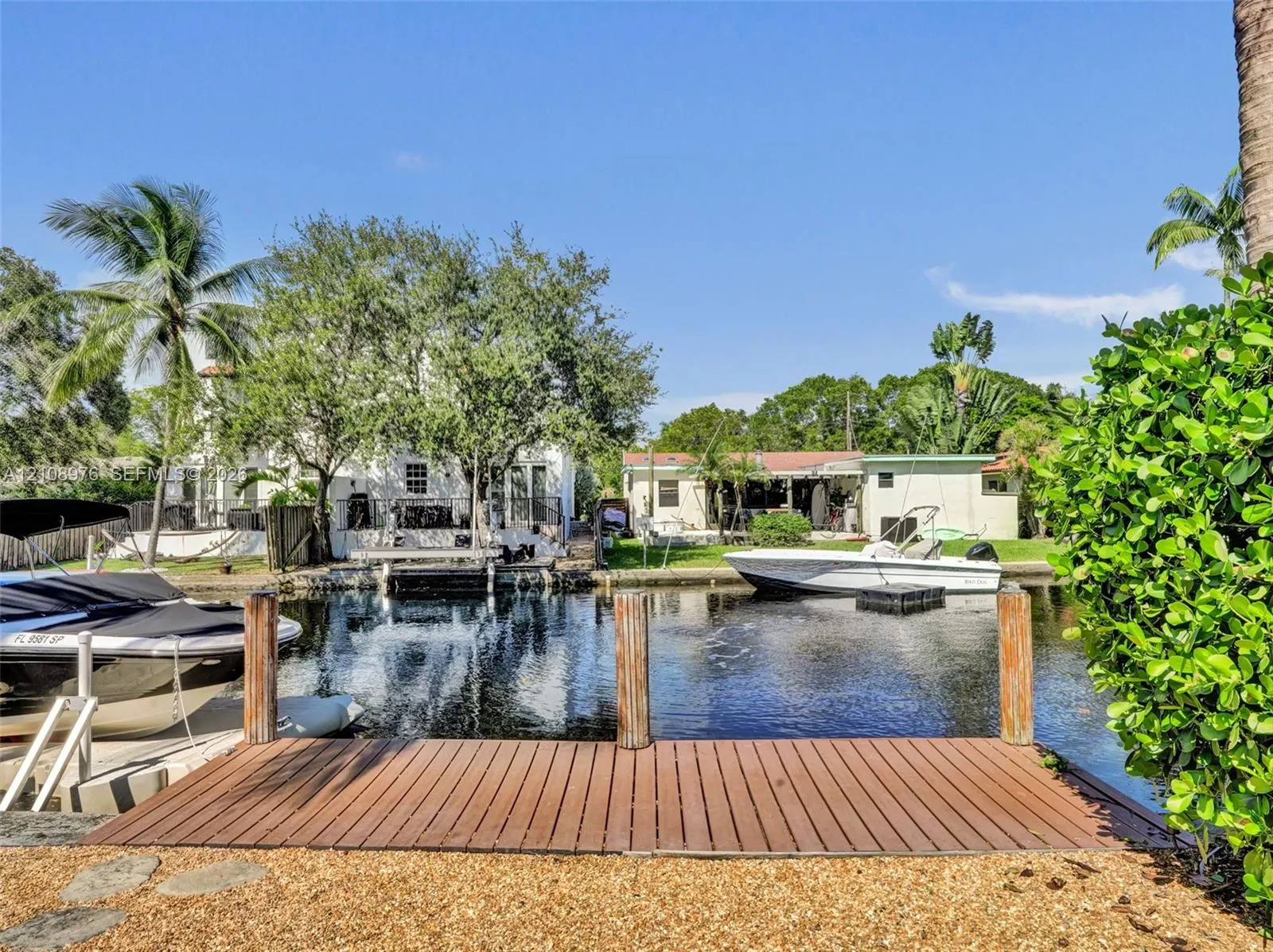 525 SW 12th Street