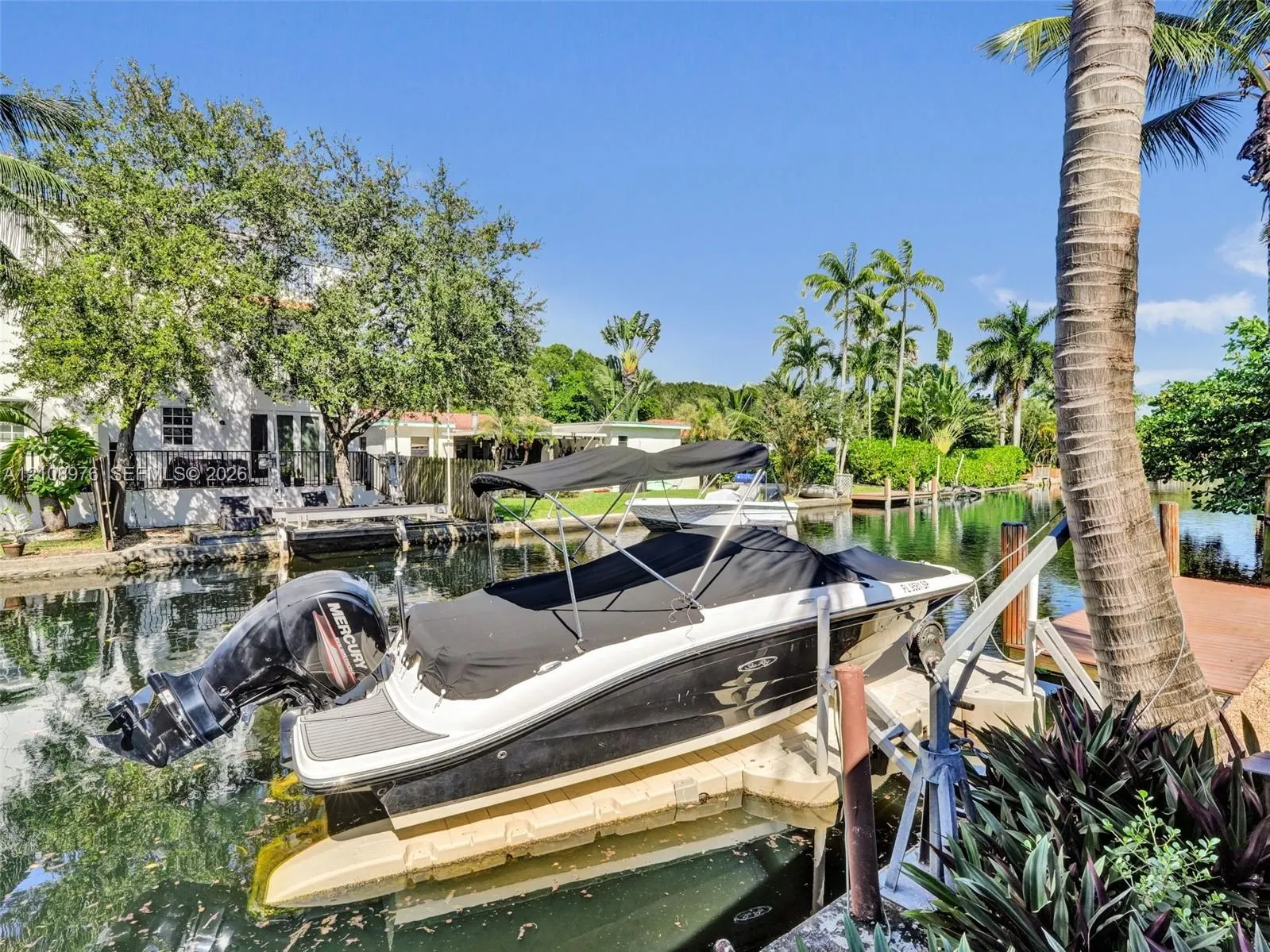 525 SW 12th Street