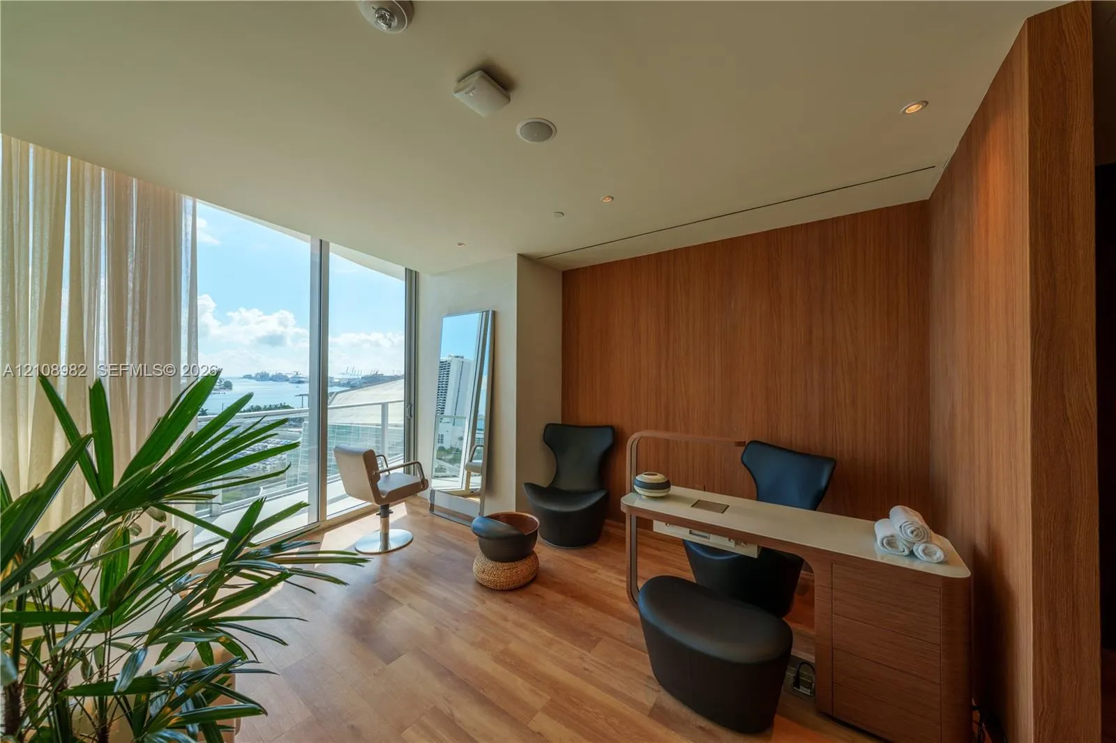 1400 Biscayne Boulevard ##PH5202