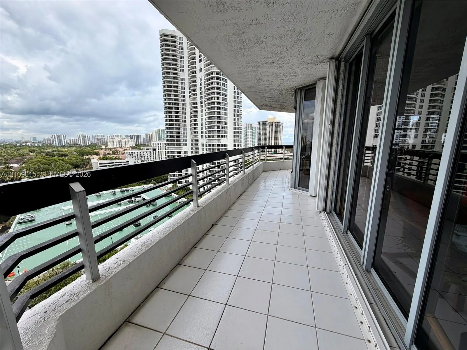3530 Mystic Pointe Drive #1709