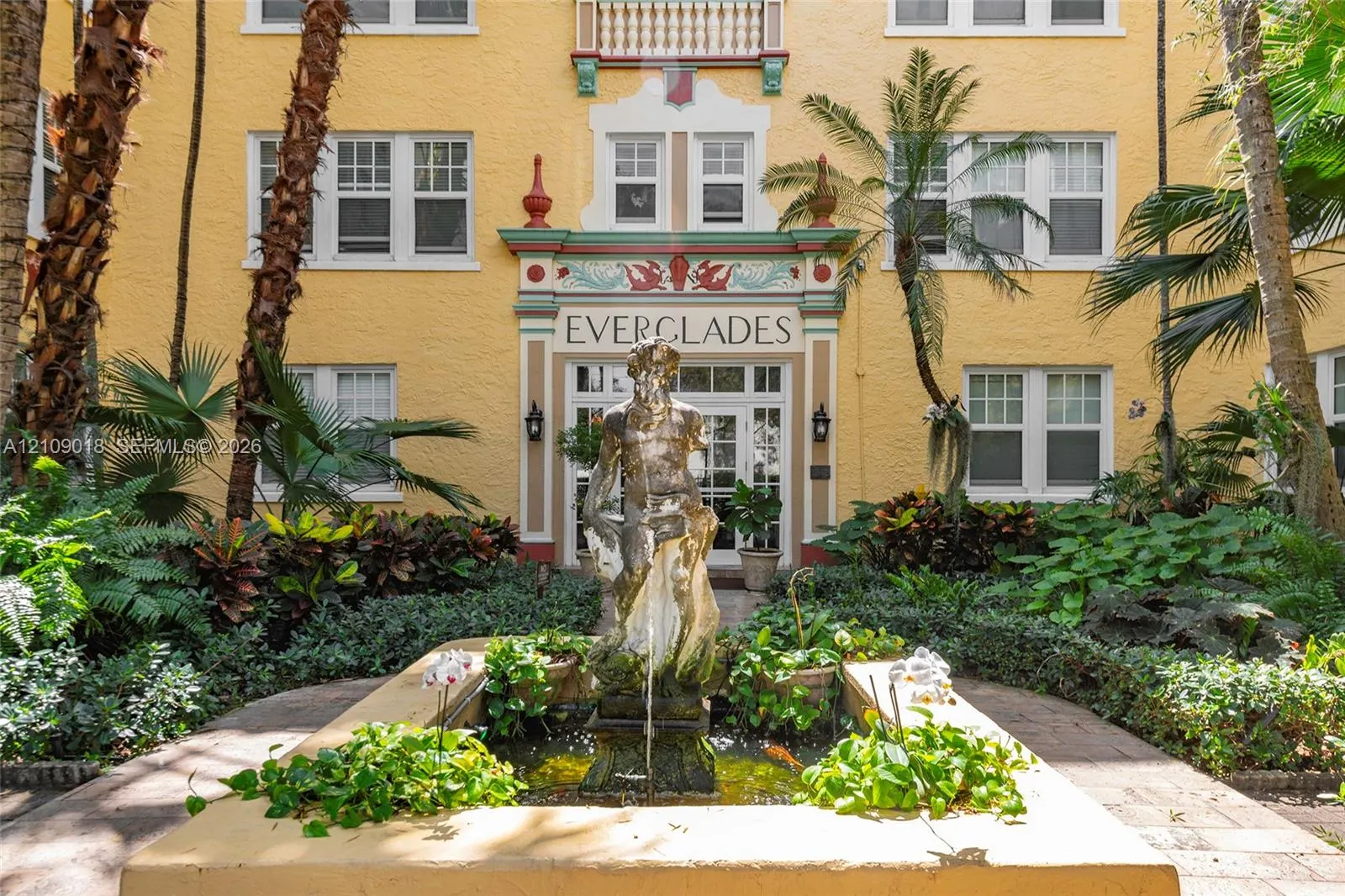 536 14th Street #305