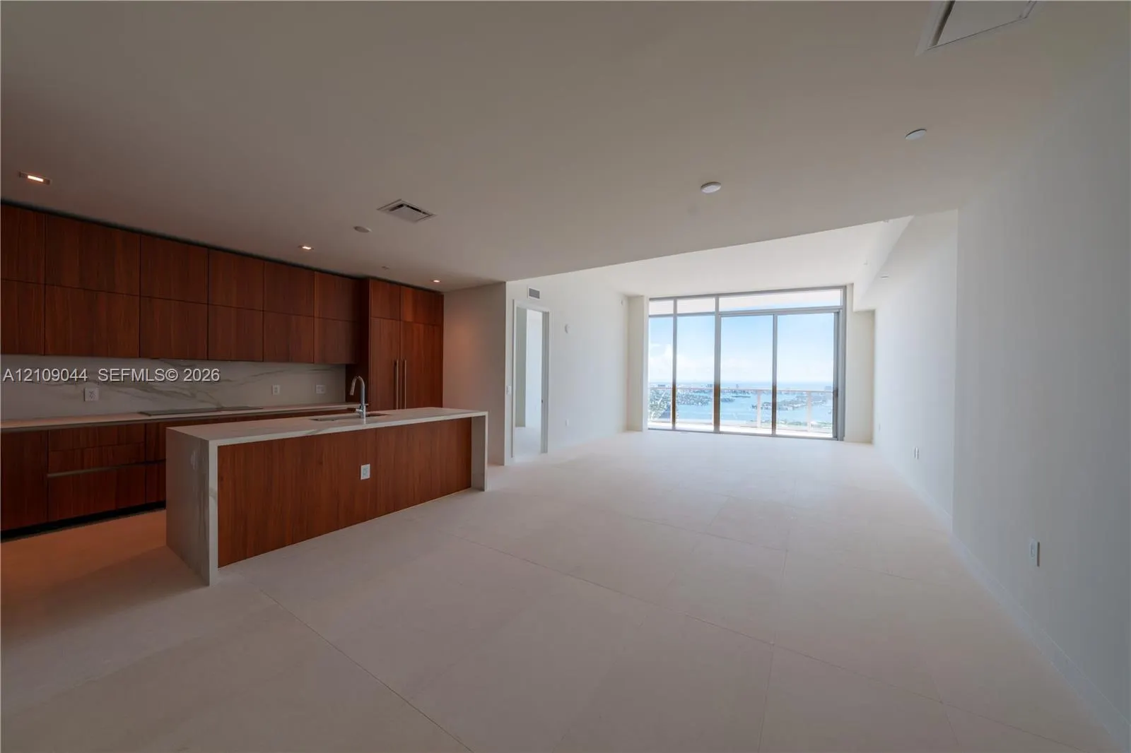 1400 Biscayne Boulevard #5003