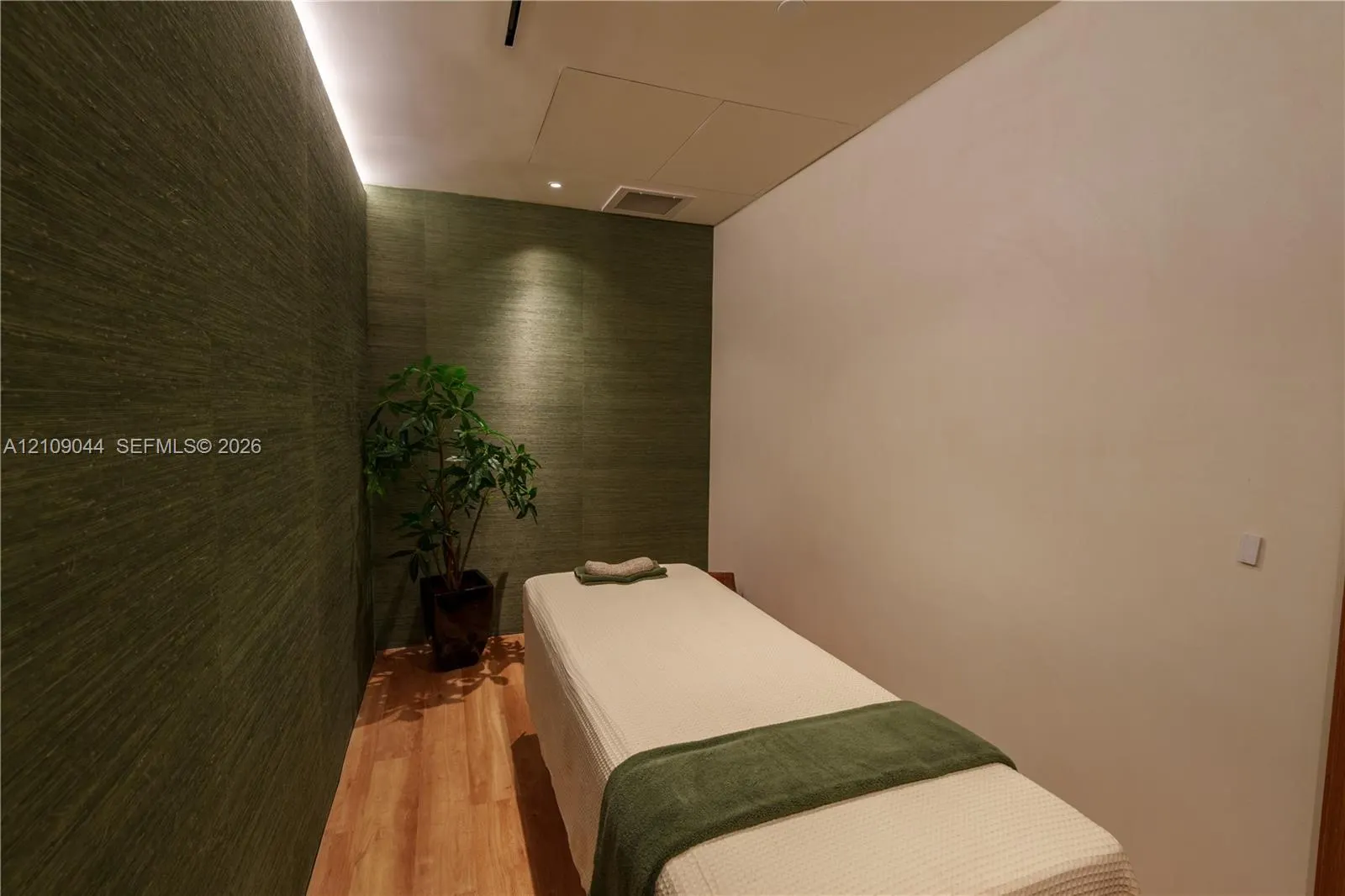 1400 Biscayne Boulevard #5003