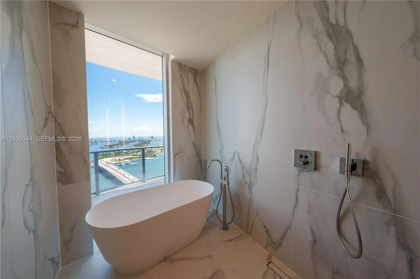 1400 Biscayne Boulevard #5003