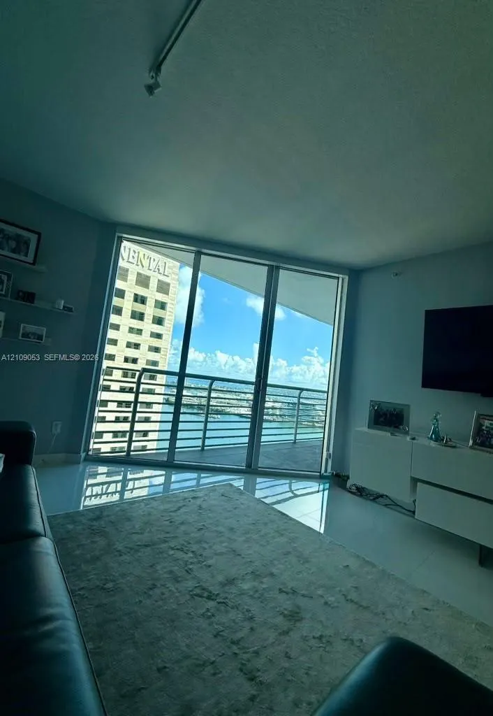 335 S Biscayne Boulevard #3104