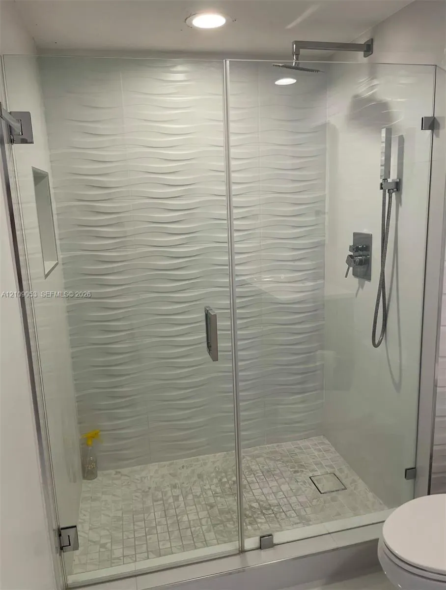 335 S Biscayne Boulevard #3104