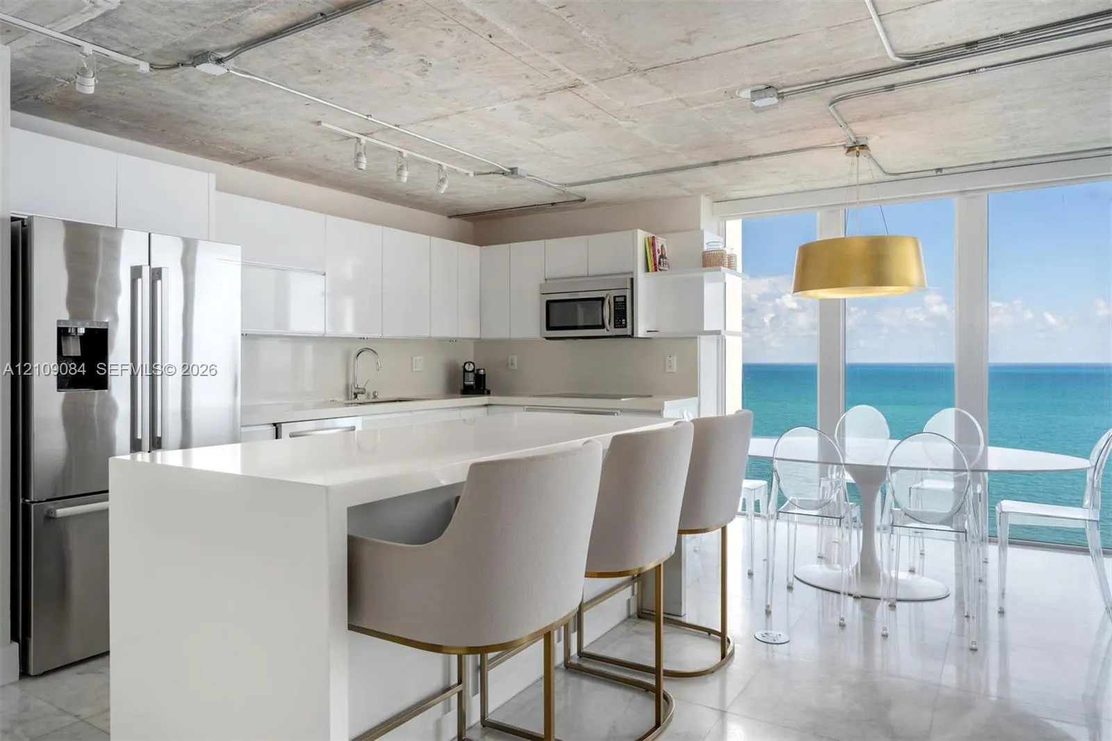 881 Ocean Drive #23C